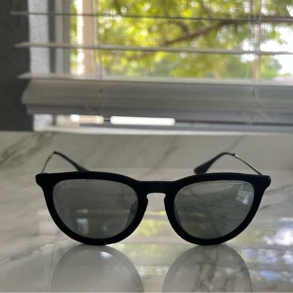 Ray-Bans - Picture 2 of 10